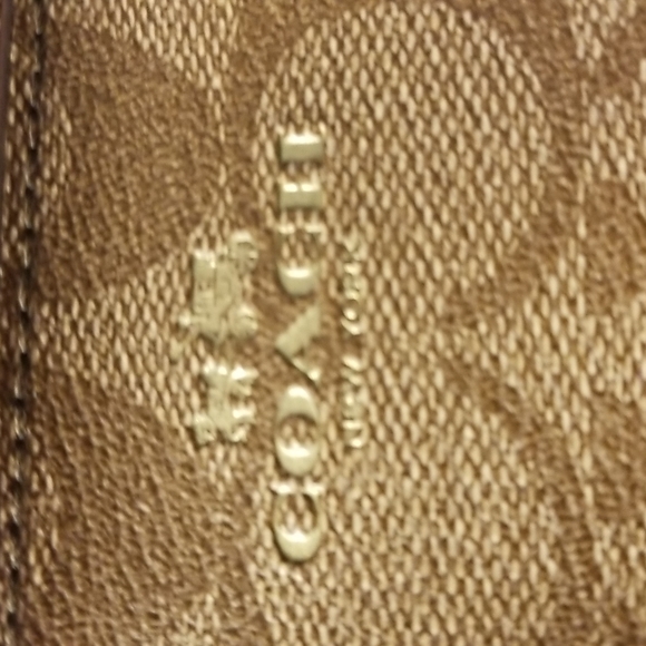 Coach Wallet - Picture 7 of 7
